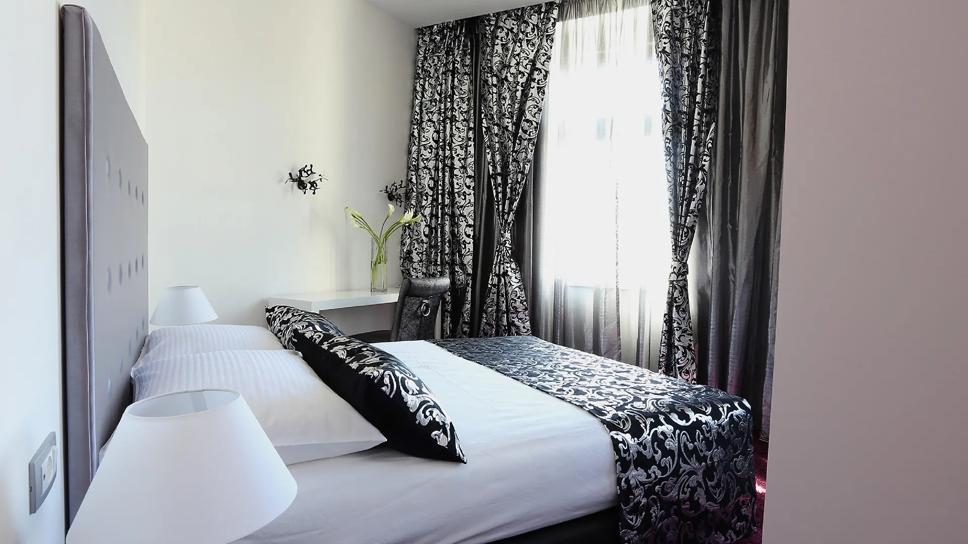 ספליט Starlight Luxury Rooms בית הארחה