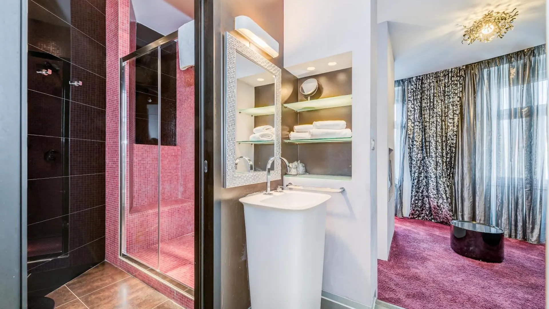 ספליט Starlight Luxury Rooms 4*,